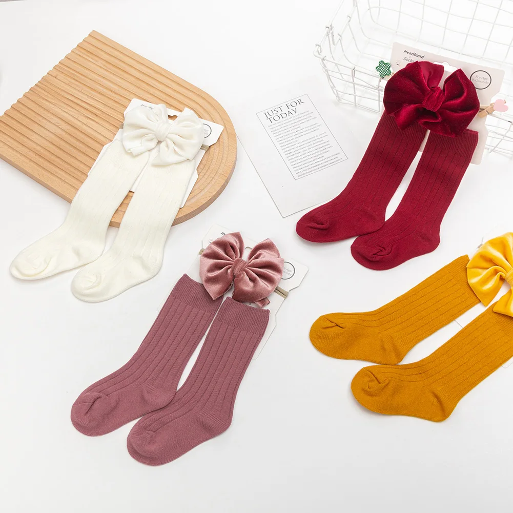 Calcetines de algodón con lazo de terciopelo para bebé, medias sólidas, medias rojas y verdes, accesorios de Navidad para recién nacido, 0-2T, 1 Juego