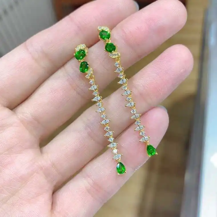 

KJJEAXCMY Boutique Jewelry 925 sterling silver inlaid with natural long, impurity free diopside gemstone earrings for women
