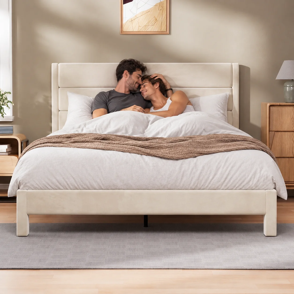 Struttura letto imbottita – letto matrimoniale con testiera imbottita a tre sezioni, confortevole – design silenzioso – portata massima 500 kg – velluto color beige