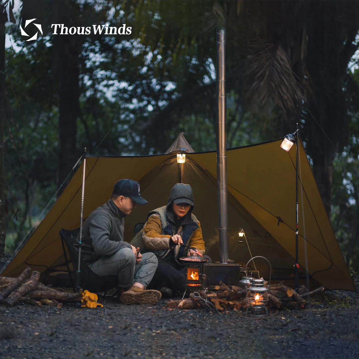 Thous Winds Folding Wood Stove - огляд і ціна Ultralight Titanium Wood Stove Backpack