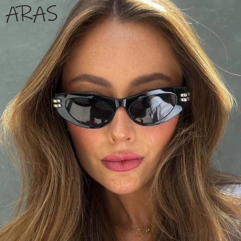 Vintage Small Frame Cat Eye Sunglasses Women 2024 Luxury Brand Designer Fashion Y2K Punk Shades Trendy Oval Eyewear For Ladies image 2