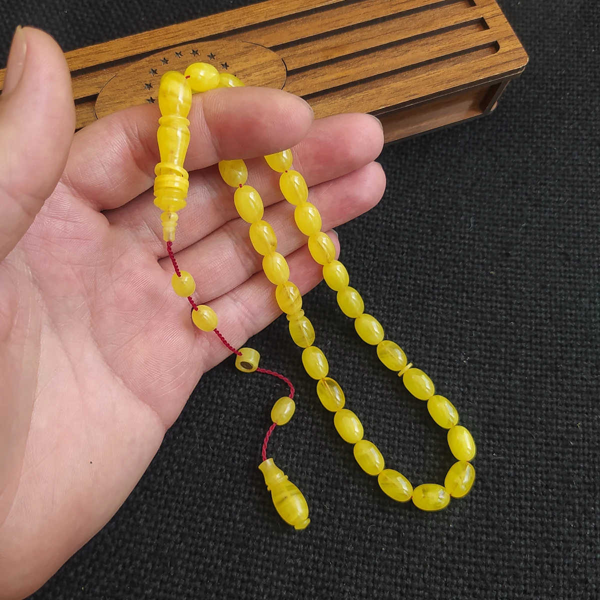 

Mesut Elma Islamic Prayer 33 Beads Tightening Amber Rosary 8x11 mm Yellow Squeezed Amber Tasbih مسبحة Bakelite كهرمان Tesbih