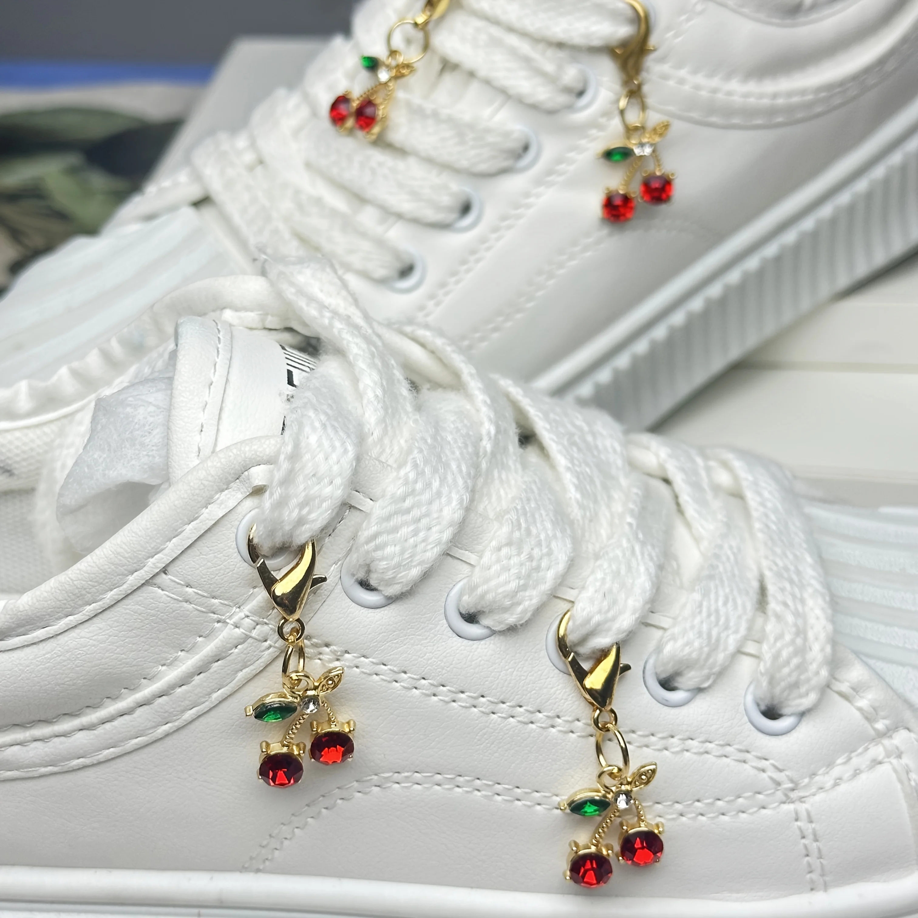 4pc stylish and versatile cherry pendant shoe charm—featuring a unique, niche design that makes it an excellent gift choice.