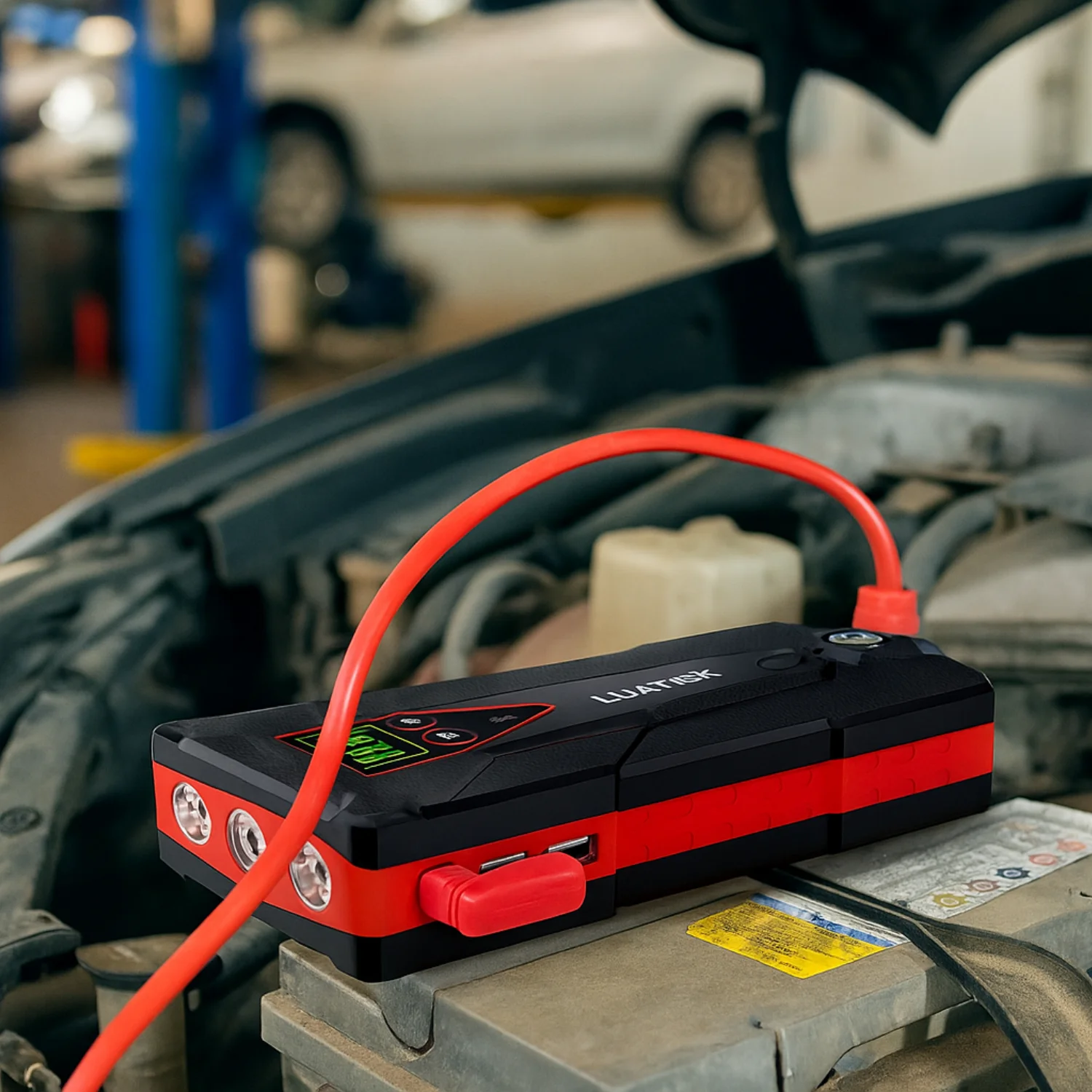 Portable Battery Vehicle Starting Auxiliary Multifunctional Powerbank 12000mAh Usb With Led Flashlight And Air Pump