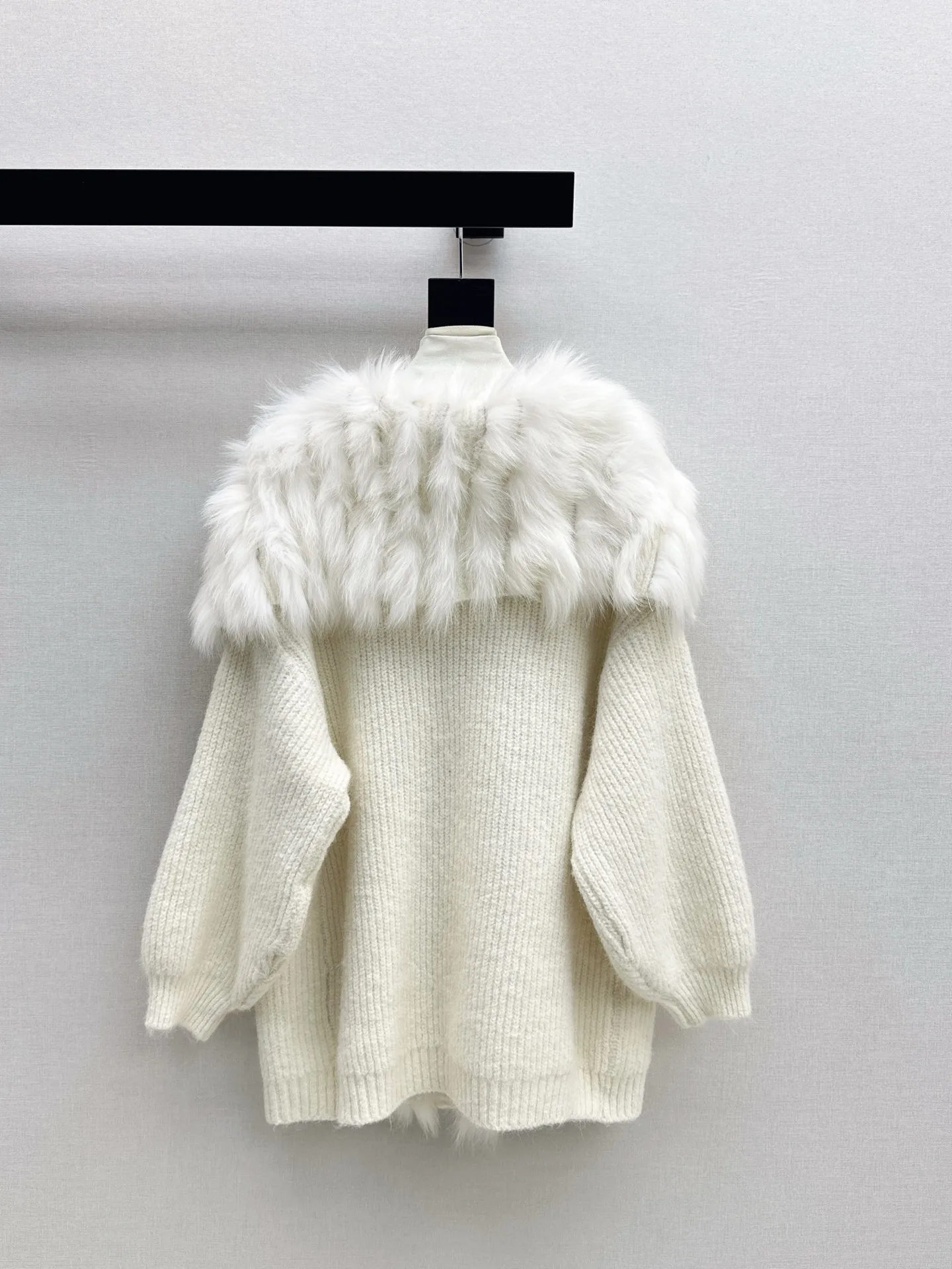 

High quality autumn and winter women's fox fur collar mid long style big lapel cardigan SU177