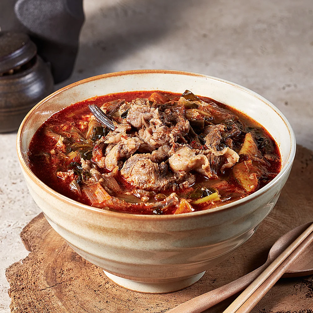 ★한우장터국밥X3팩★한우! 경상도식 얼큰 소고기장터국밥 550g X3팩 썸네일 4