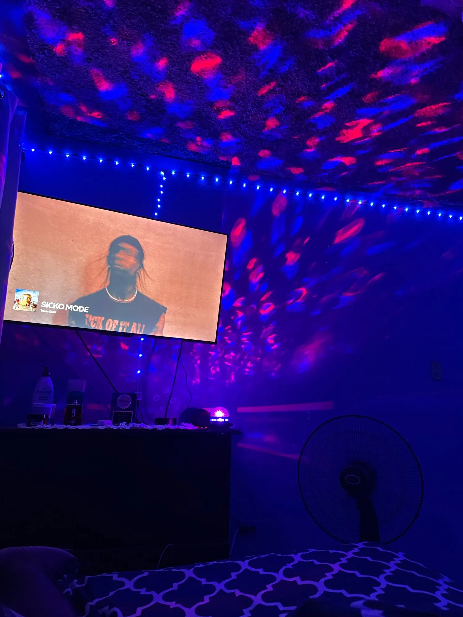 Color-hanging LED Strips Set