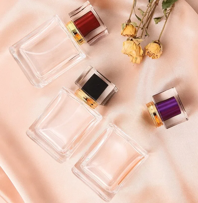 Bouteille de parfum rechargeable de qualité supérieure, flacon pulvérisateur vide Transparent en verre, bouteille de cosmétiques de voyage Portable de grande capacité de 50ml