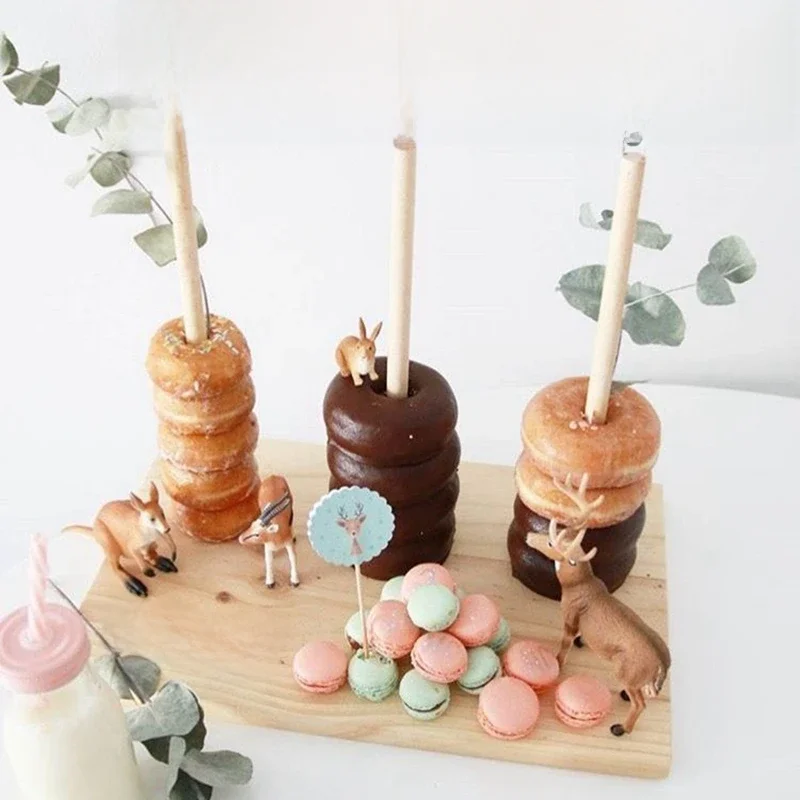 Drewniany stojak na pączki Sweet Cart Donut Party Rustykalny wystrój stołu weselnego Donut Birthday Party Candy Bar Baby Shower Decor — zdjęcie 2