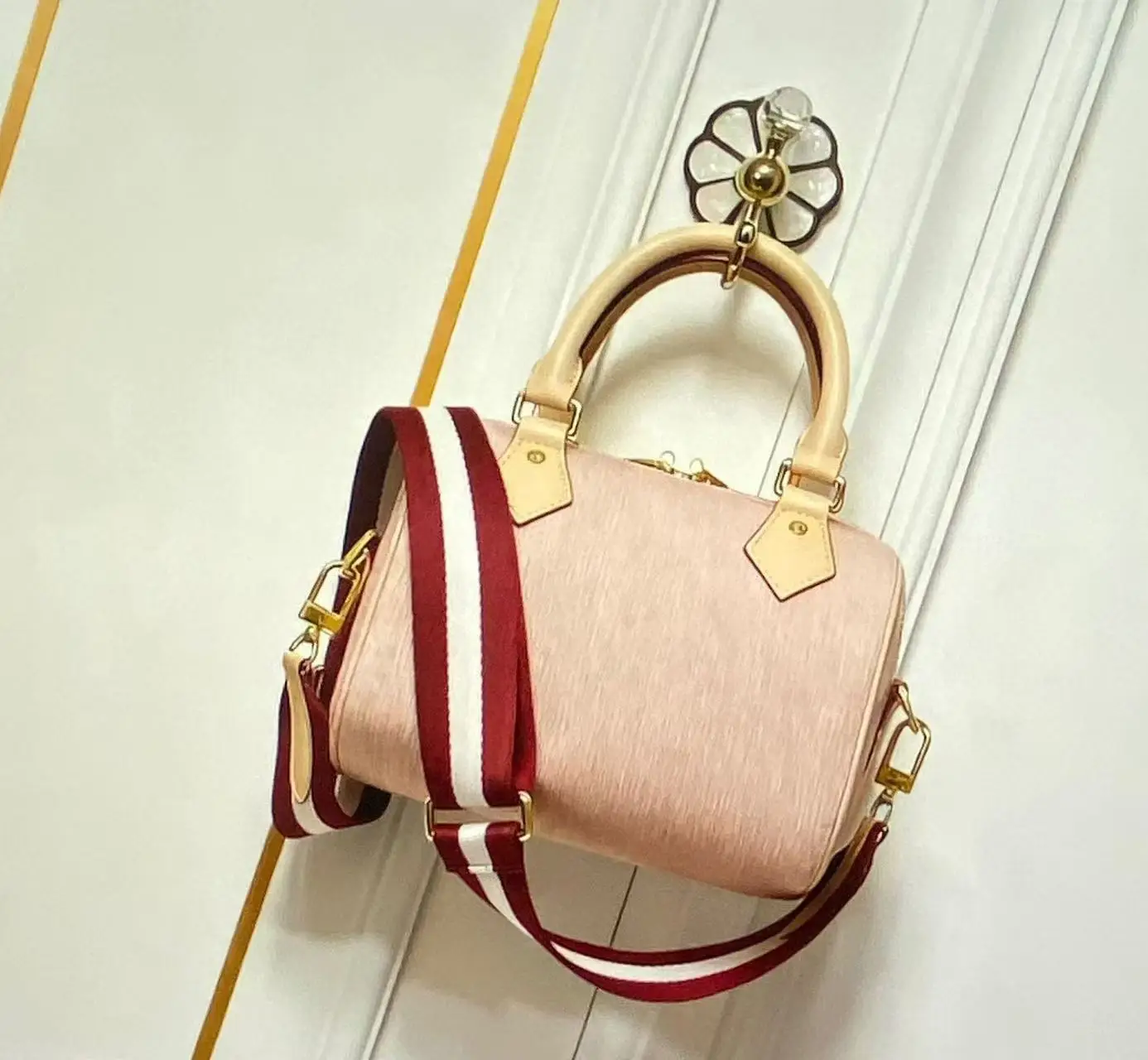 

Модная женская бежевая холщовая сумка, новинка 2023 года, Laides, сумка-подушка, сумка через плечо с милой подвеской (размер: 20 см), Q1