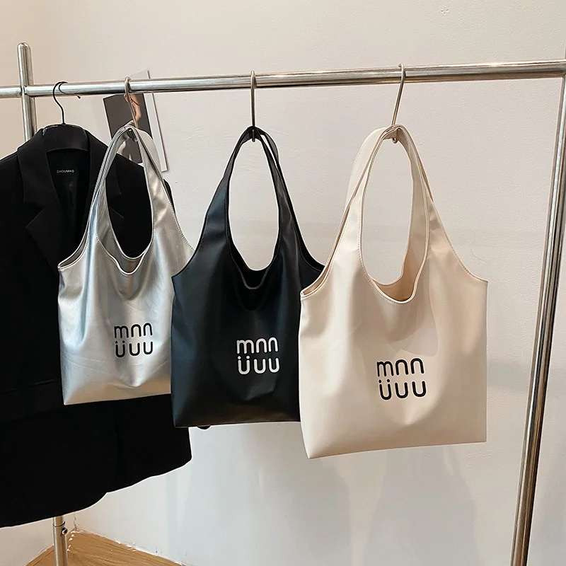 حقيبة يد عصرية محمولة باليد النسخة الكورية من حقيبة فتاة بسيطة وجميلة تحت الإبط 2025 حقيبة كتف جوكر صيفية جديدة #5