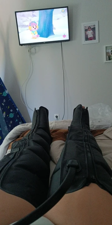Customer photo — Flow – Leg Massager