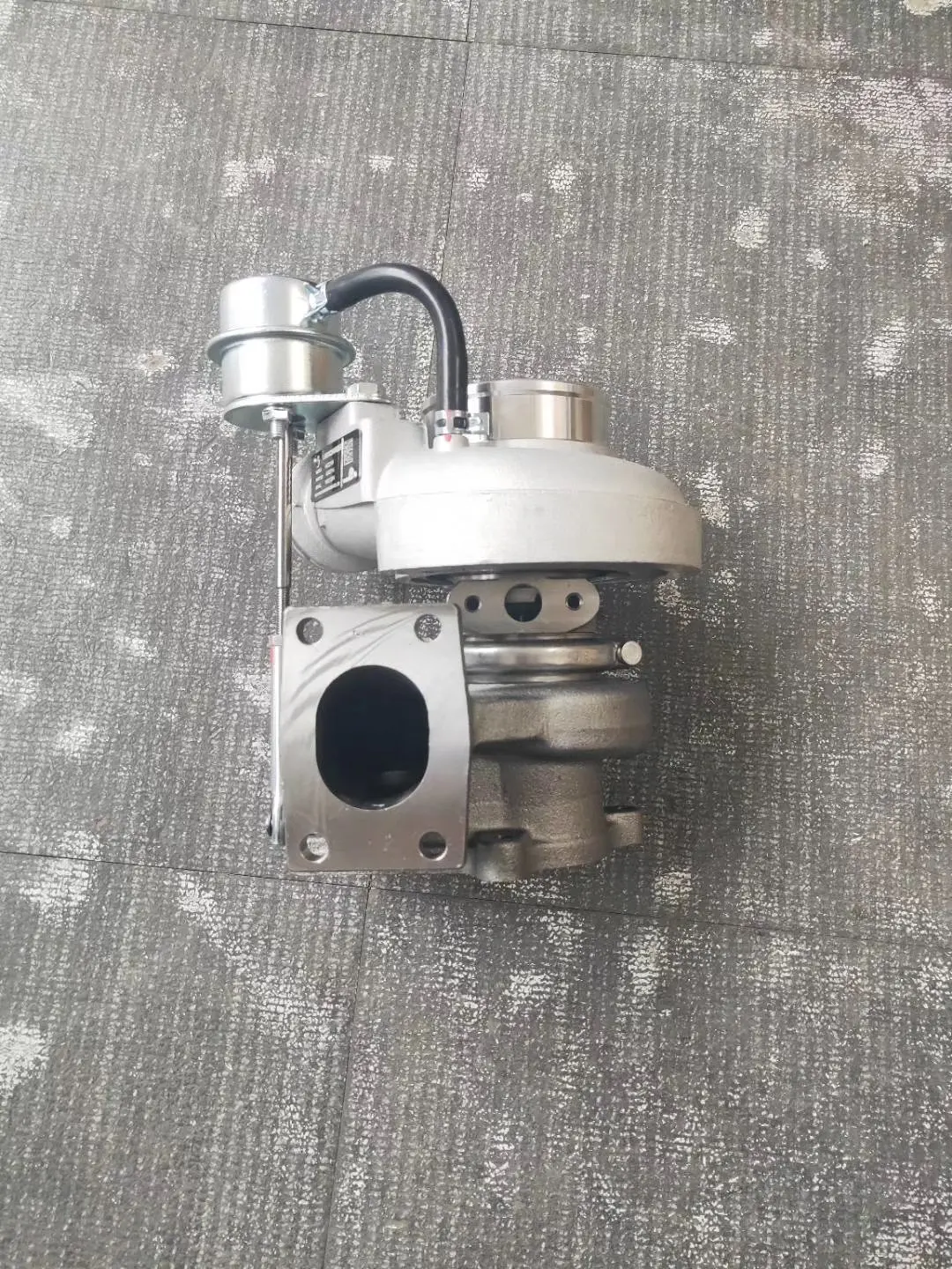 NEW  HE221W Turbocharger Cummins QSB 3.9L 4042714 turbo for holset