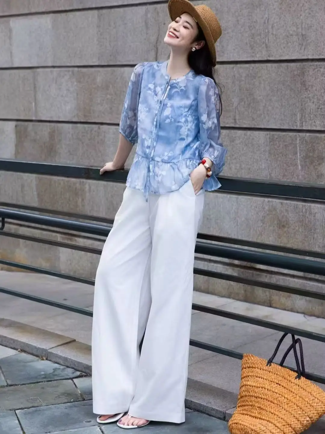 Elegant breathable luxurious wide-leg trouser matching set