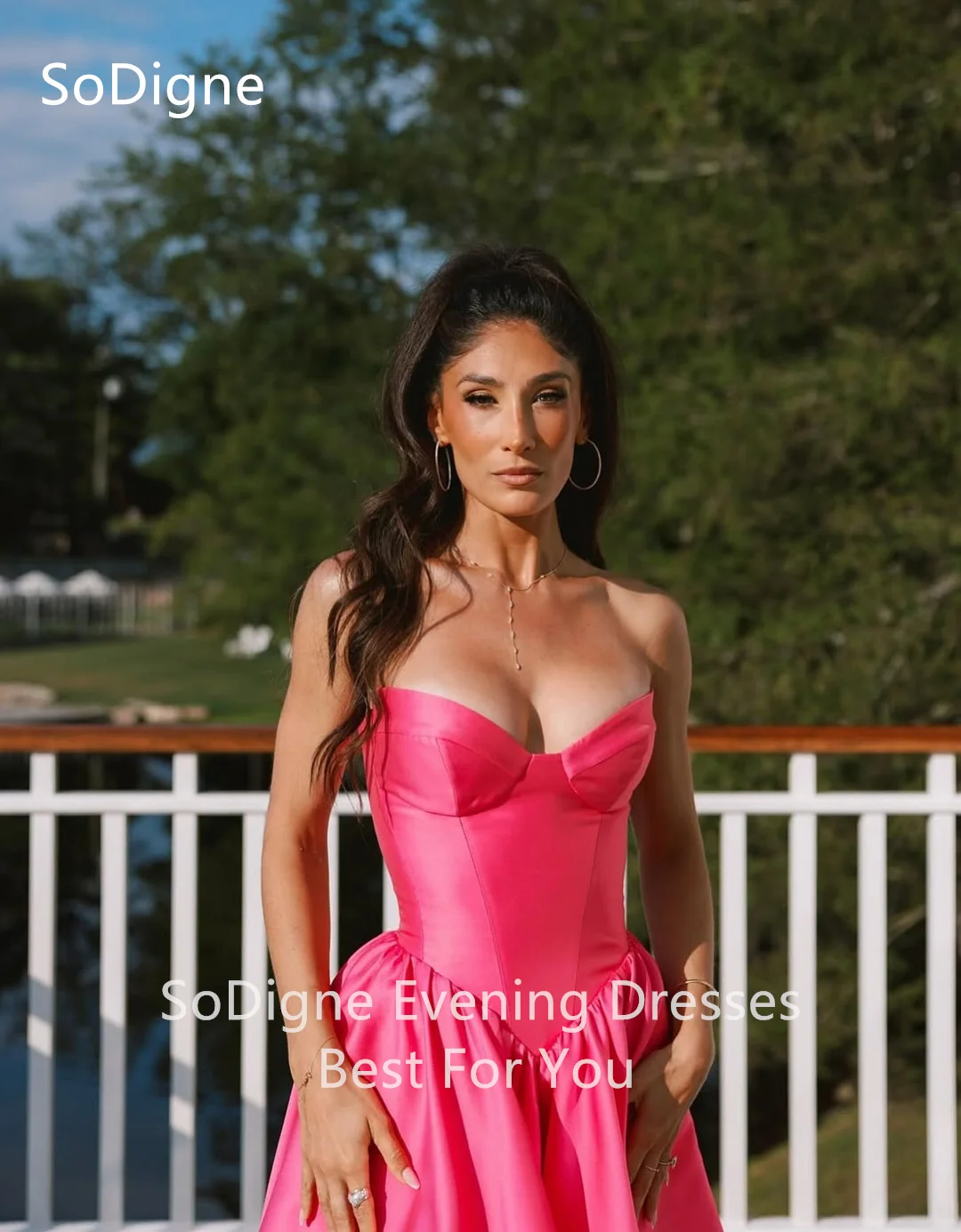 

SoDigne Elegant Hot Pink Satin Evening Dresses Strapless Pleated Party Dress A-Line Formal Occasion Prom Gowns