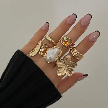 Set di 6 anelli da dito in metallo punk esagerati per donne e uomini, vintage, con fiori, perle e cristalli, Europa e America, anelli aperti, gioielli di lusso 10 best sales accessori donna di lusso - №5