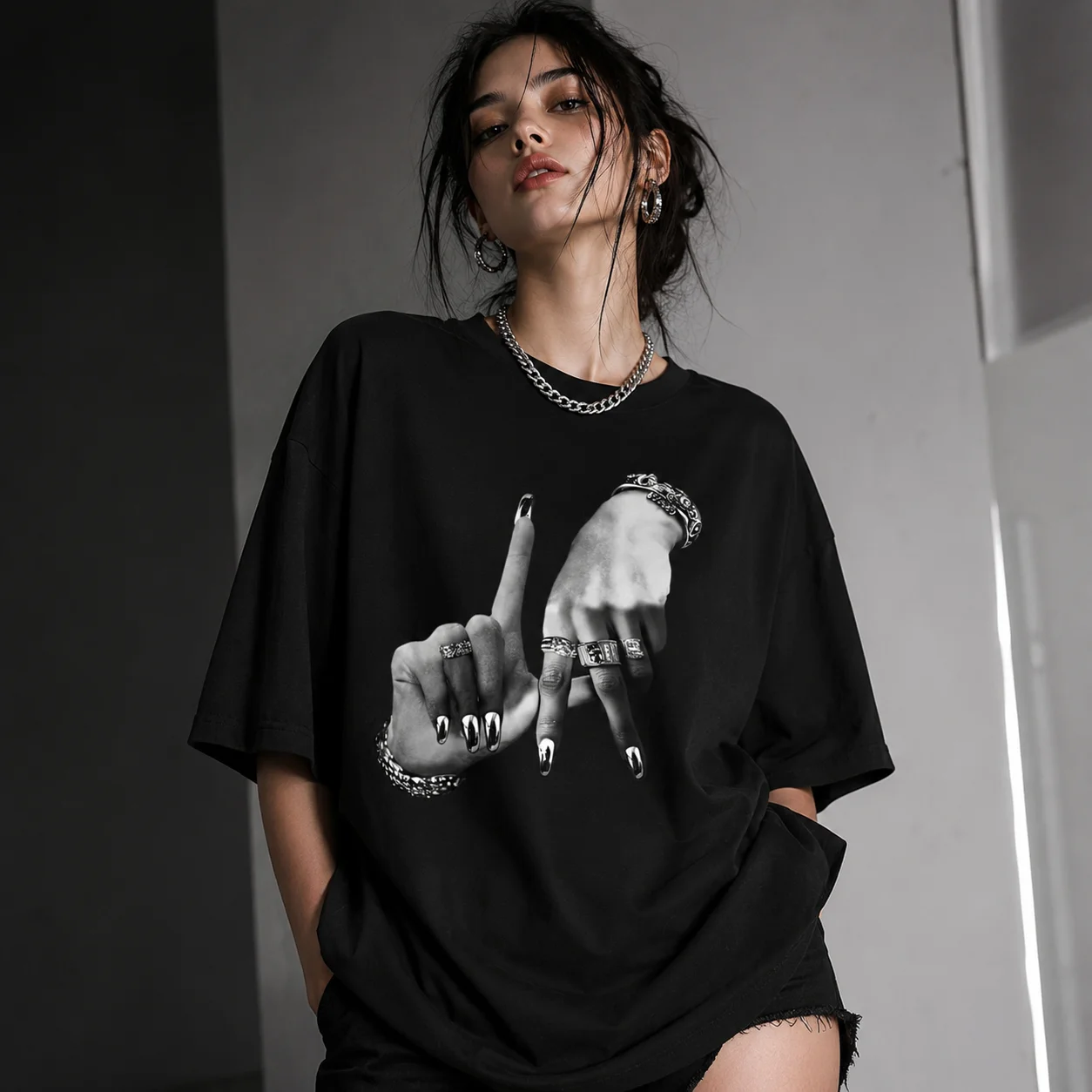 Women Oversized Graphic T Shirt Cotton Short Sleeve Crew Neck Loose Y2K Streetwear Tee Black White Casual Punk Top S-3XL