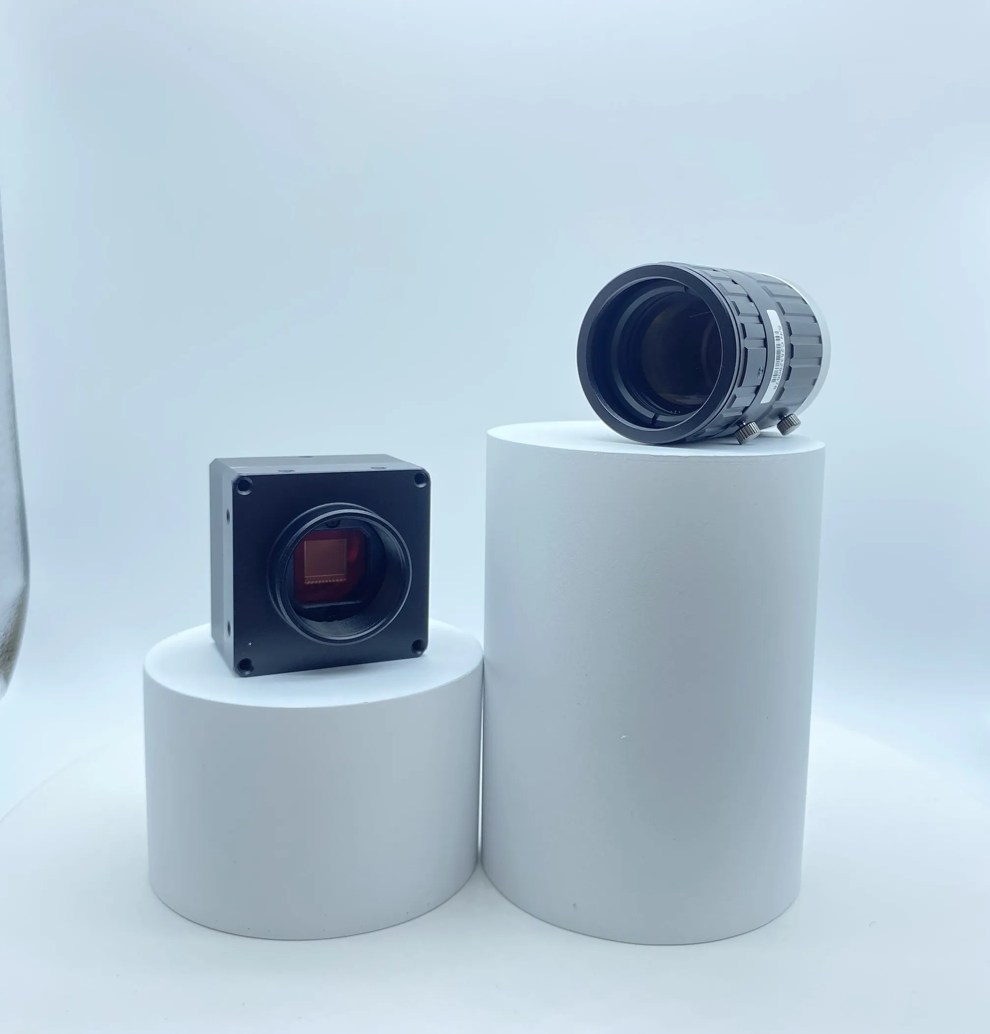 

Промышленная камера MV-UBS130M для машинного зрения