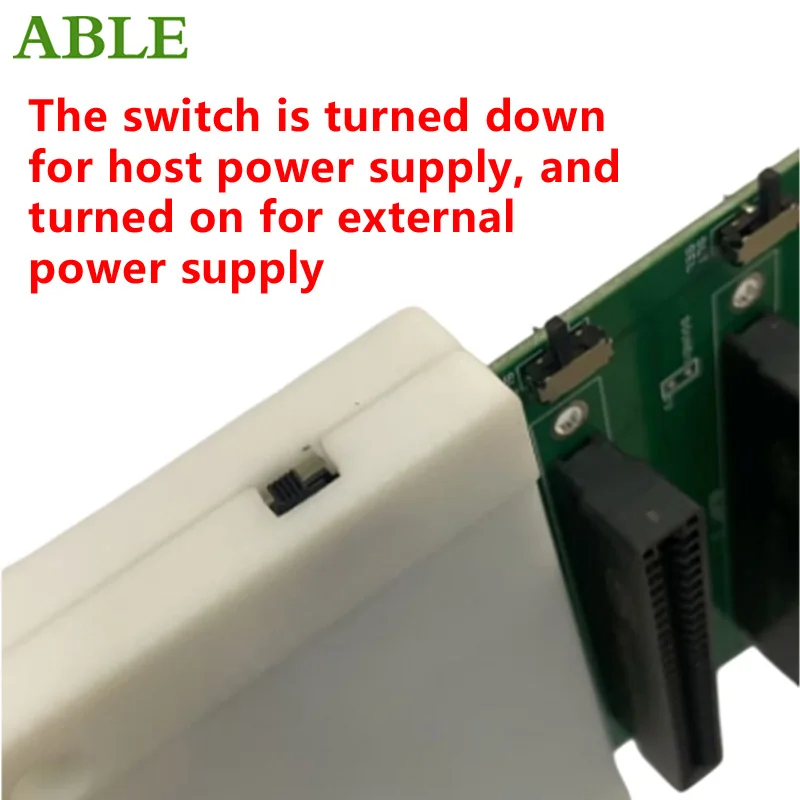 MSX single card slot to 4 card slots can be switched to use MSX host power supply