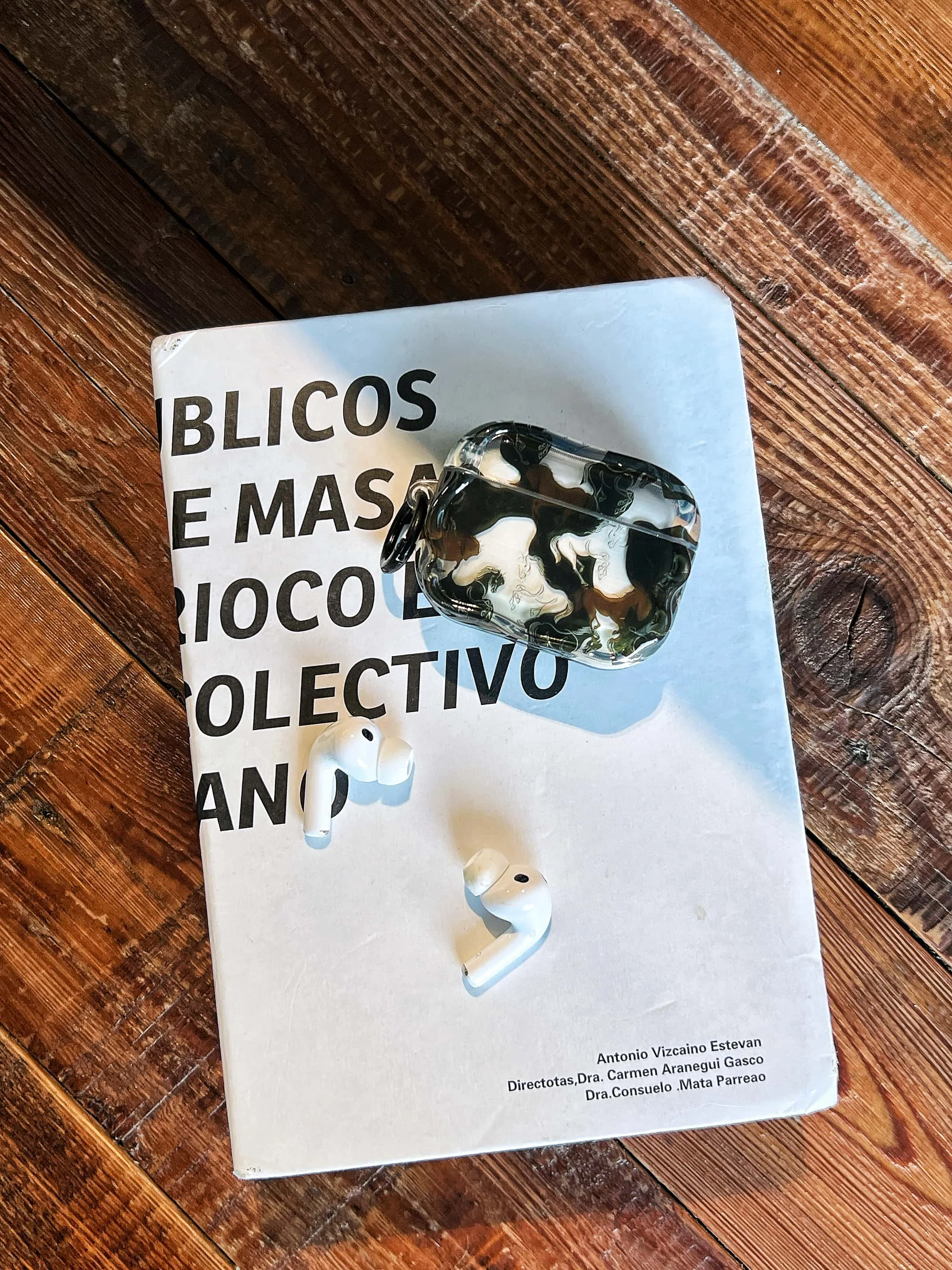 

Artistic ink camouflage horse headphone protective case, suitable for AirPods 4/3/2 Pro/2/4, new shockproof protective case