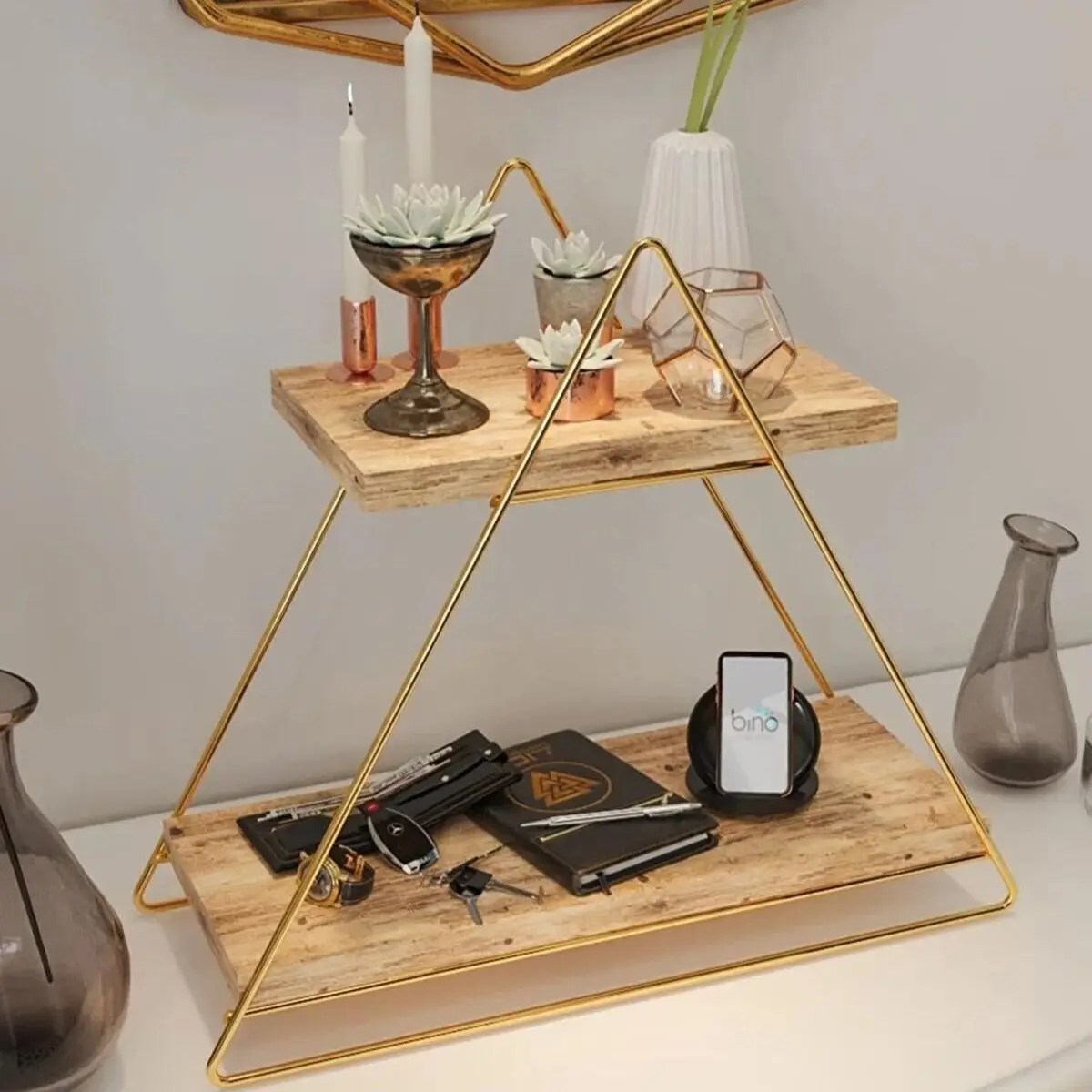 Рисунок 4 - Декоративная треугольная полка для стола