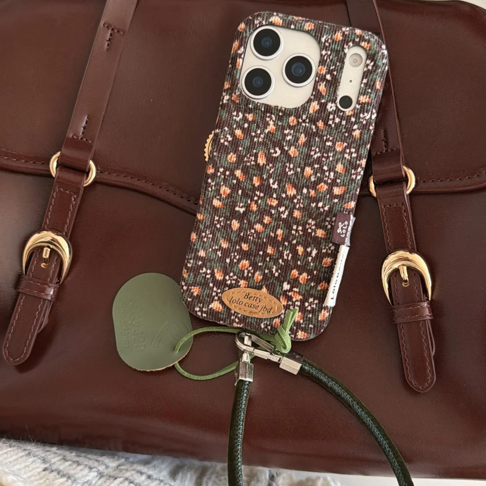 

Fashionable velvet floral phone case, suitable for iPhone 13/14/15/16/17 Pro Max, Korea INS new shockproof protective case