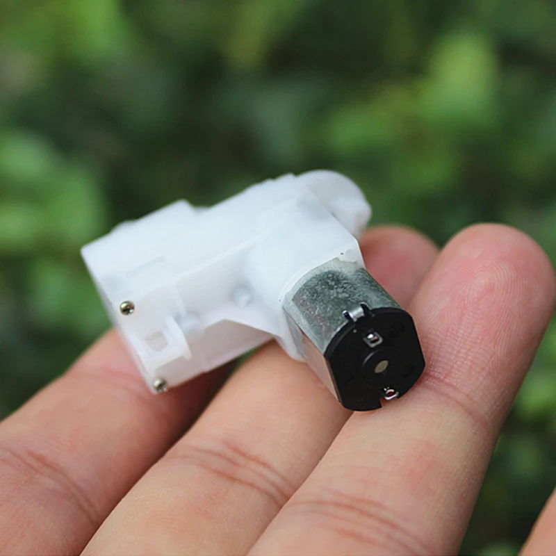 1PCS DC 3V-5V Micro Gear Motor 250PRM Low Speed Reversible Reducer Plastic GearBox Brushed Engine for DIY Toy Robot Smart Car