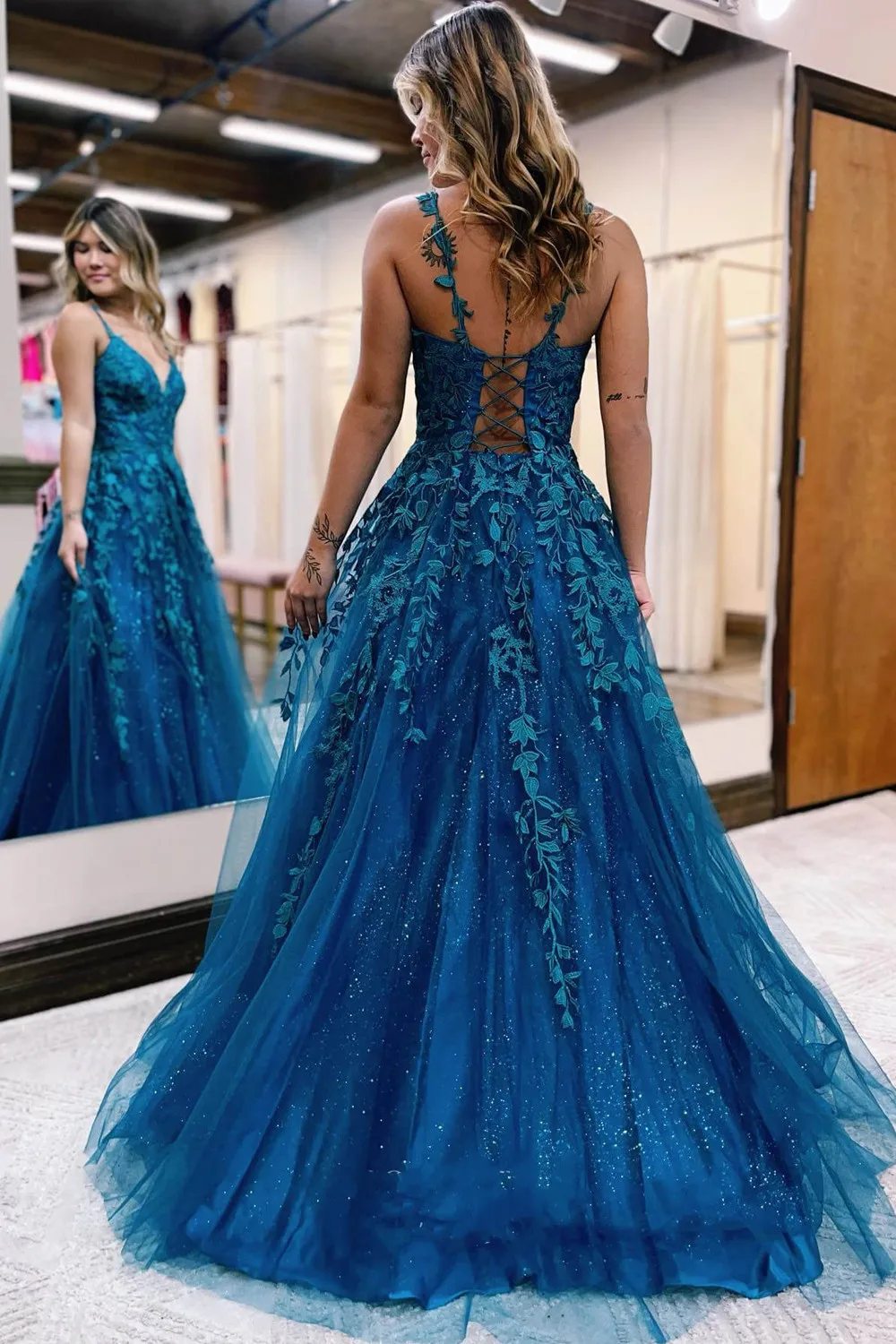 Robe de Soirée Trapèze en Dentelle Brillante à Col en V pour Femme, Tenue de Bal en Tulle avec Bretelles Spaghetti, pour Occasions Formelles