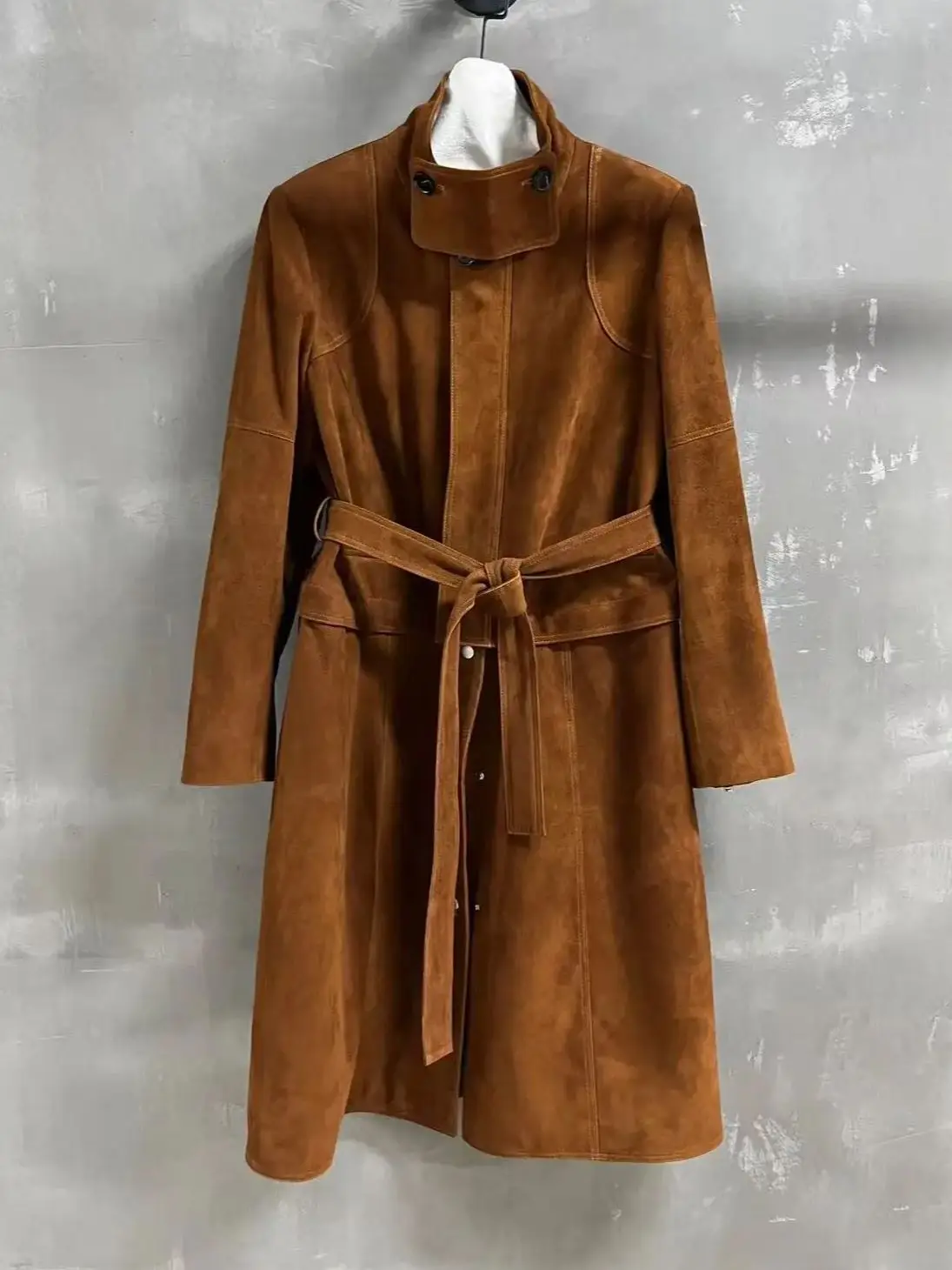 เสื้อโค้ทยาวหนังกลับทรงหลวมคุณภาพสูงแบบคลาสสิก