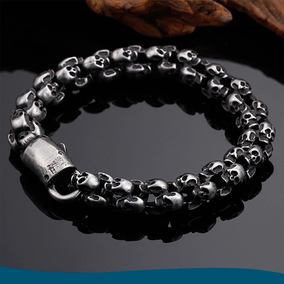 

Retro Titanium Steel Skull Bracelet for Men - Trendy Gothic Stainless Steel Ghost Bracelet - Sizes 7.3", 8.0", 8.8", 9.6"
