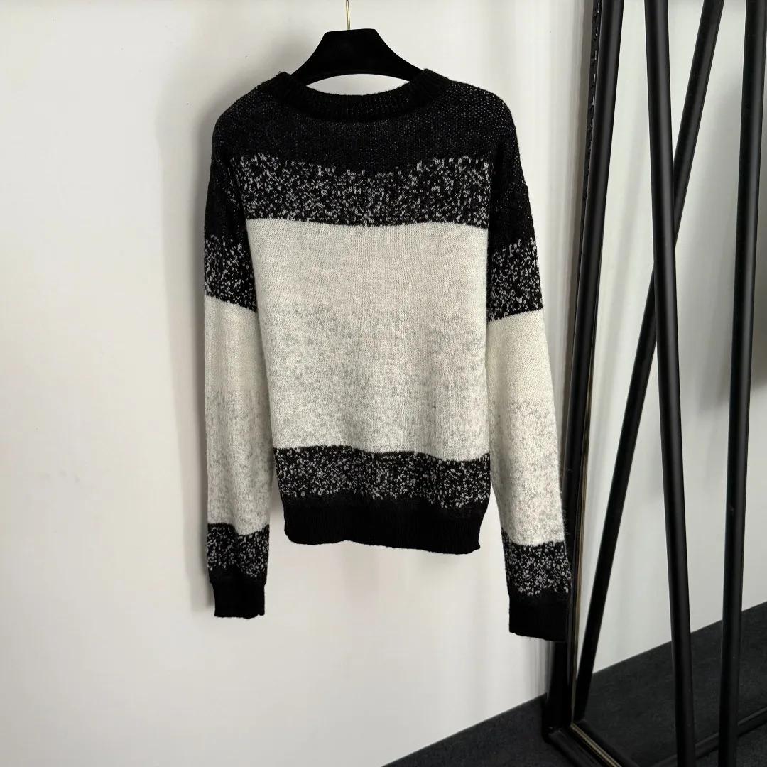 

Autumn New Black and White Color Blocking Pullover Long Sleeve Sweater Top