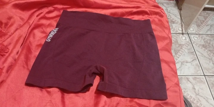 Foto de una compradora con Short Sculpt