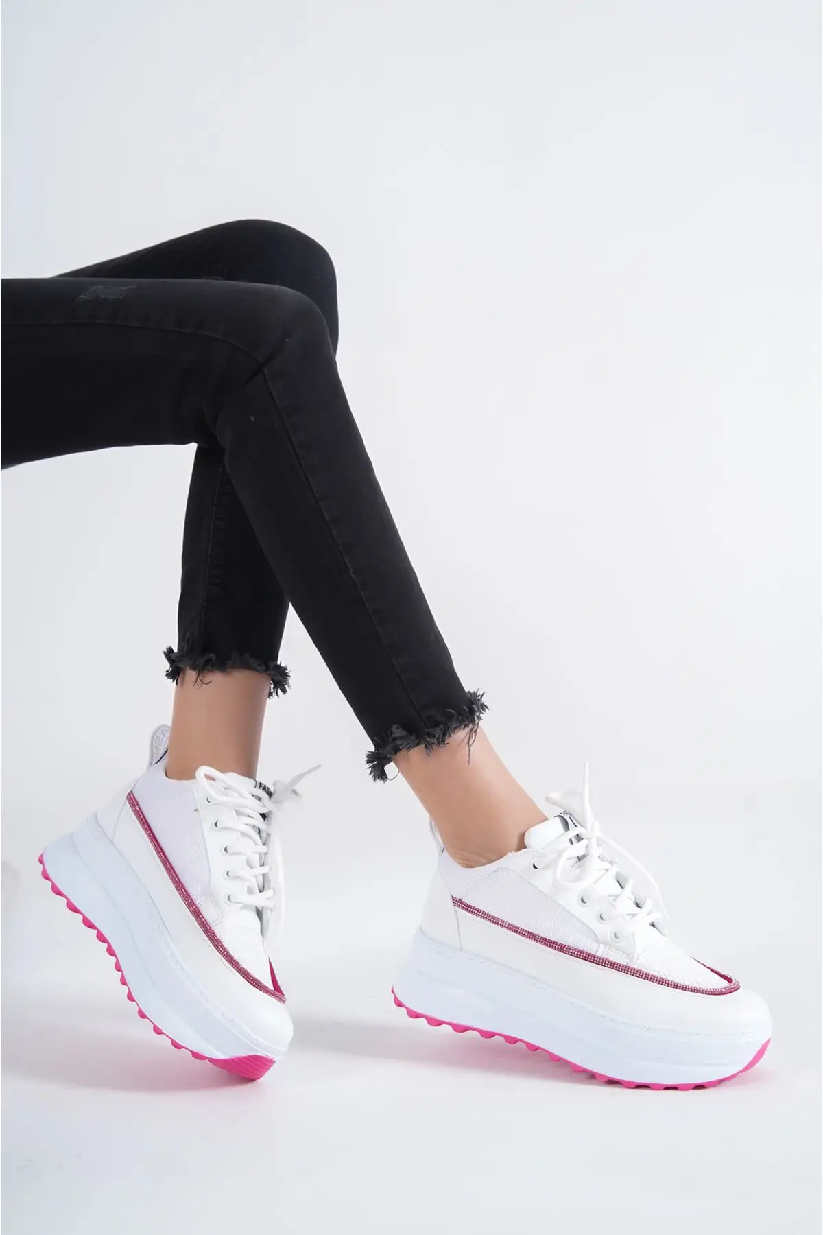 

JASMIN Women's Sports Sneakers Shoes