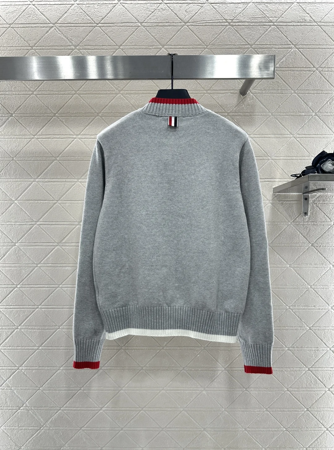 

2025 New Baseball-Style Color-Block Knit Jacket 320