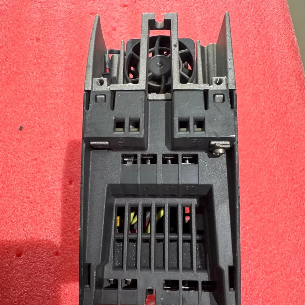 

High-quality 6SL3224-0BE13-7UA0 6SL3243-0BB30-1FA0 6SL3244-0BB00-1PA1 6SL3244-0BB12-1BA1 6SL3244-0BB13-1BA1 Frequency Convert