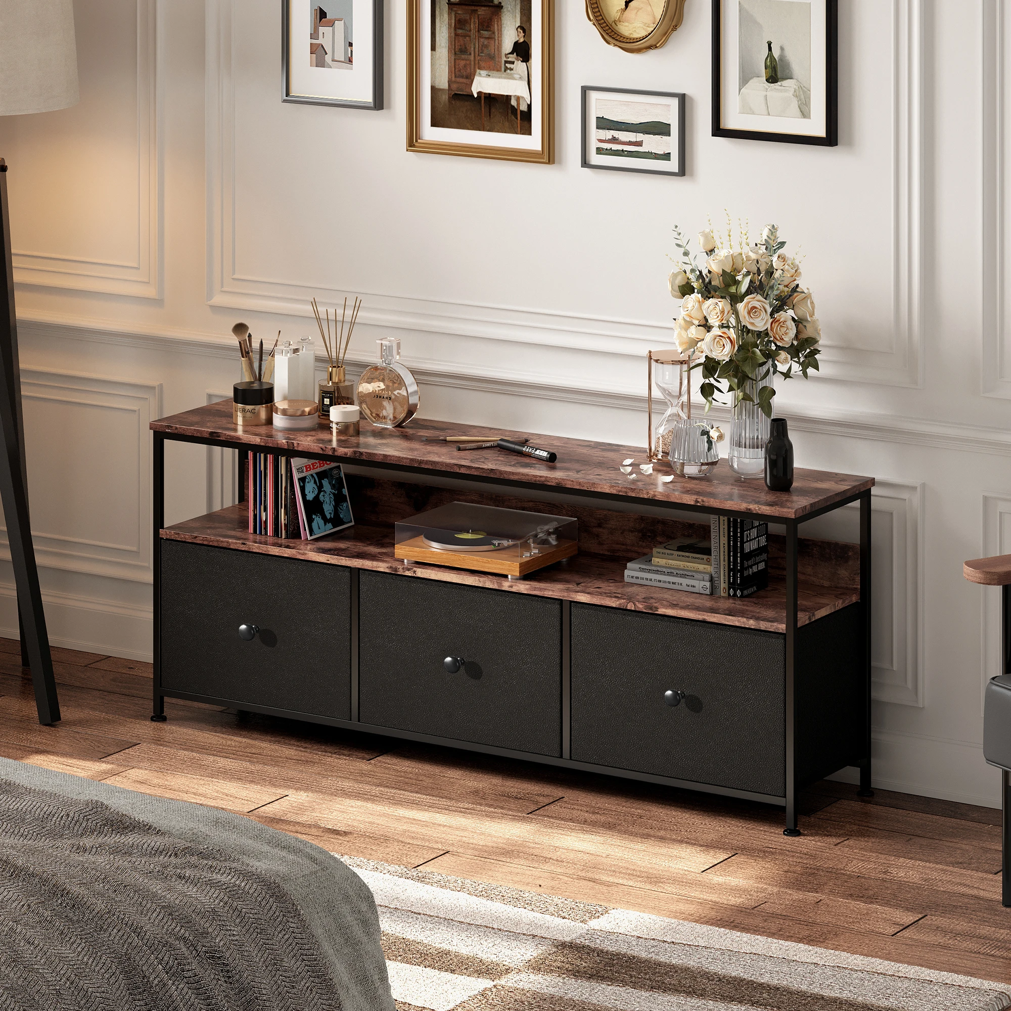 Mueble para TV Simurq de 108 cm con 3 Cajones de Tela, Mueble Bajo Retro para TV de hasta 55 Pulgadas, Aparador Bajo con Almacenamiento, Mesa de TV Multifuncional con Compartimentos Abiertos para Sala de Estar, Negro
