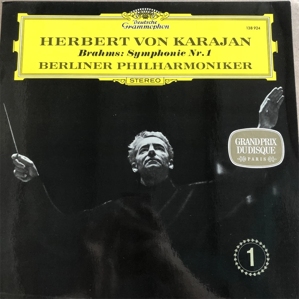 

Old 33 RPM 12 inch 30 cm Vinyl Records LP Disc Karajan Conductor Brahms Symphony No. 1 World Classic Music Used