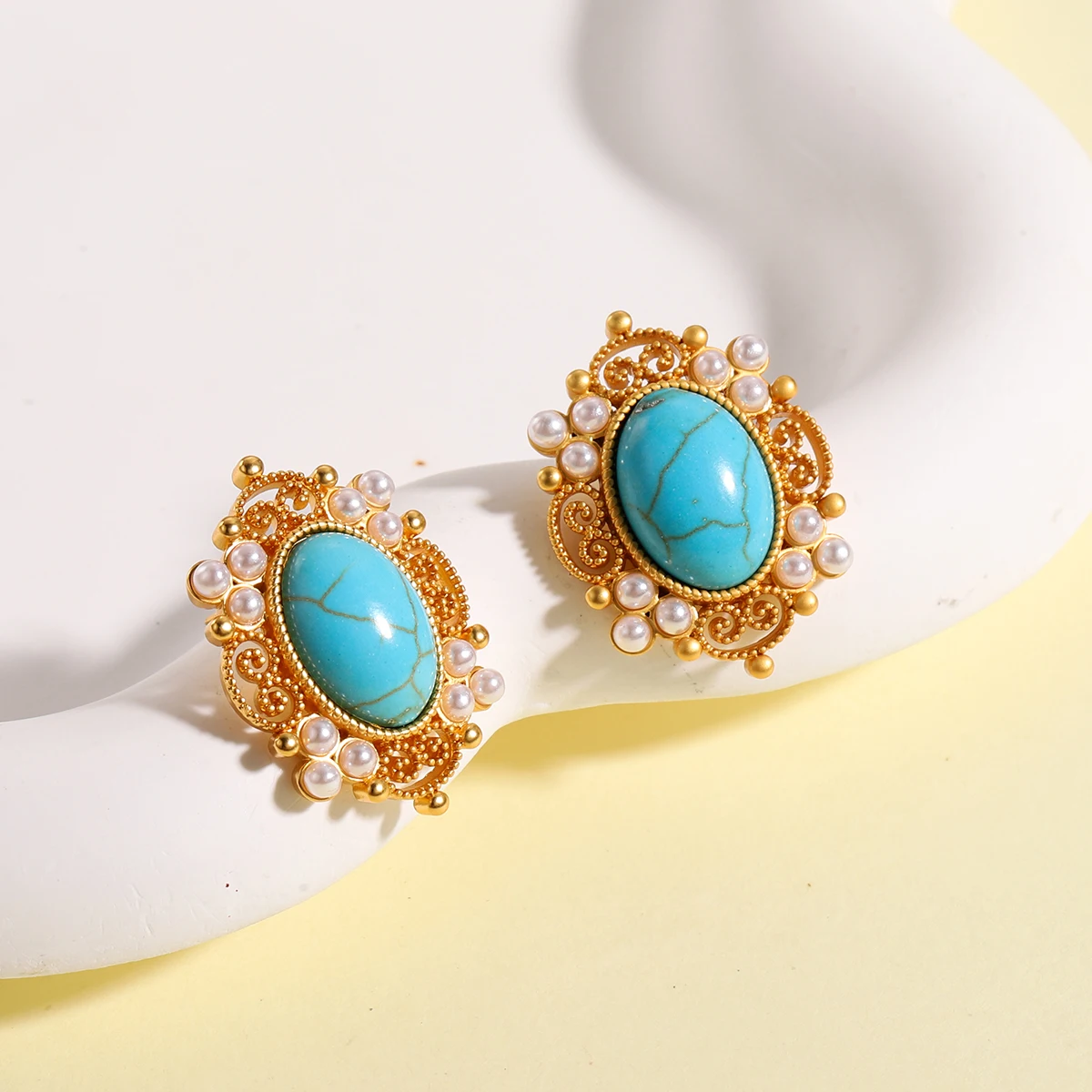 French Retro Turquoise Pearl Earrings for Women Luxury Palace Style Hollow Flower Studs Elegant Boho Aesthetic Jewelry