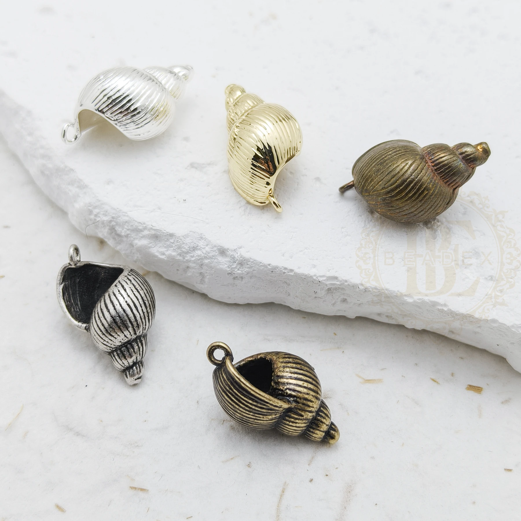 DIY Supply-One Piece Premium Plated Casted Brass Charm - Snail 23.7x13mm (4926C-7)
