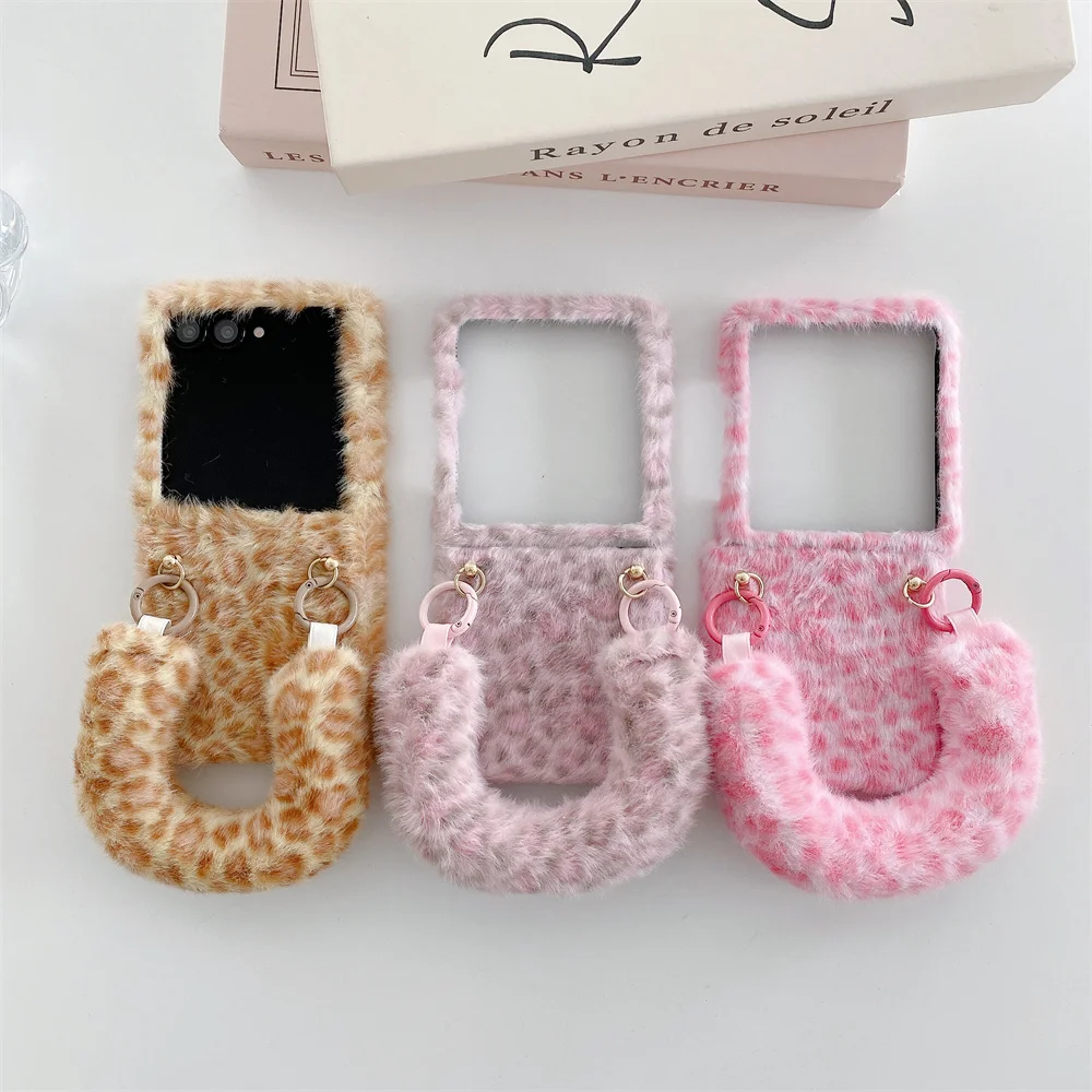 

Warm Fluffy Plush Leopard Print Fashion Phone case for Samsung Galaxy ZFlip5 6 zflip6 7FE Z Flip7 4 3 5G Cover With Strap Cases