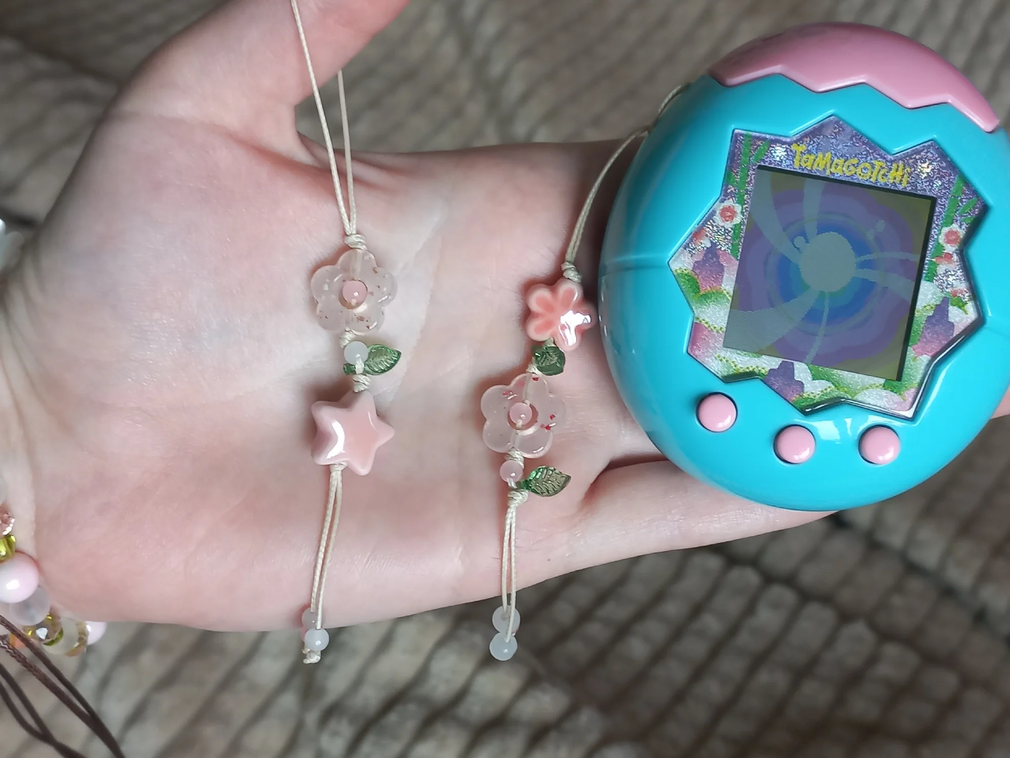 Cute Star Flower Phone Charm Strap Kawaii Ceramic Beaded Phone Lanyard Pastel Colors for Girls Bag Camera Pendant keychain photo review
