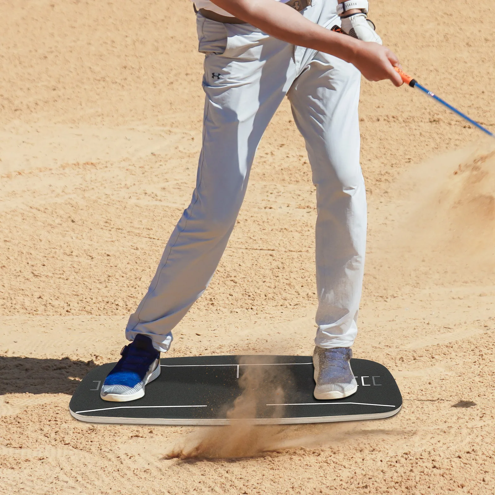 لوحة توازن تحويل الوزن لمدرب الجولف المتأرجح لممارسة الجولف من الخشب الصلب وورق الصنفرة على السطح وتدريبات عيد الميلاد