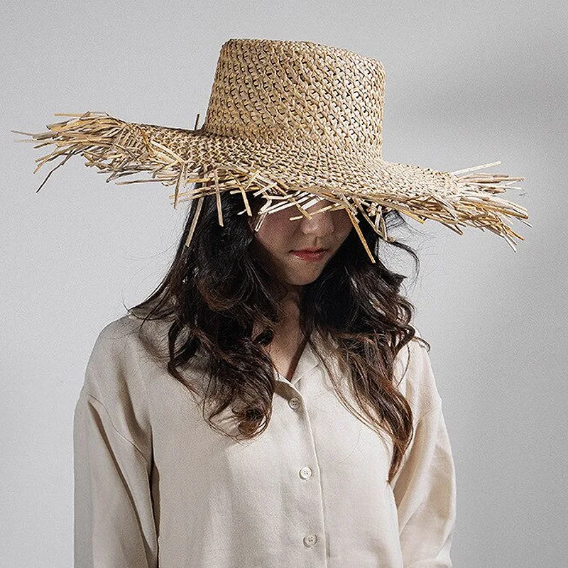 Hyunah Wind Hollowed-out Large Brim Straw Hat Woman Wide Brim Wheat Straw 5 Inch Brim Hat: Audrey Hepburn Style  main image 4