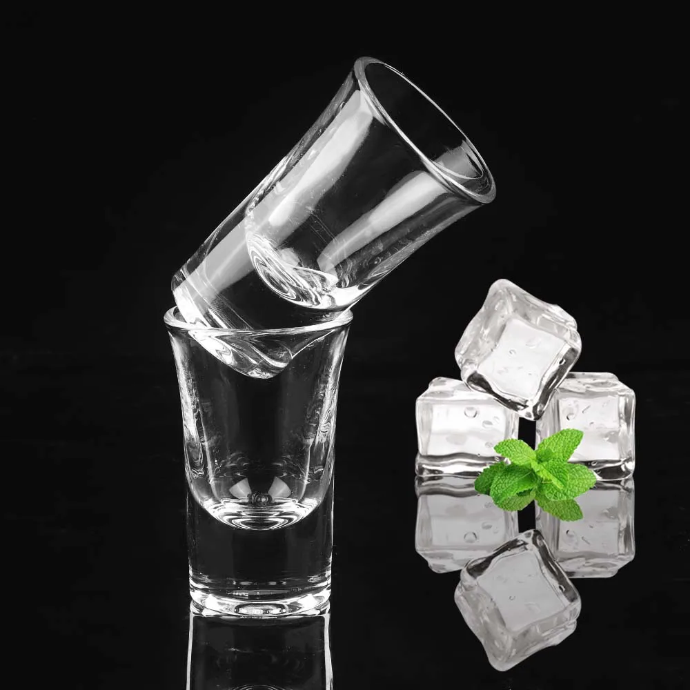 MUGLIO 2pcs Glass 30ml Drinking Cups with Thick Bottom Clear Glass Strong Baijiu Wine Cup Small Cups