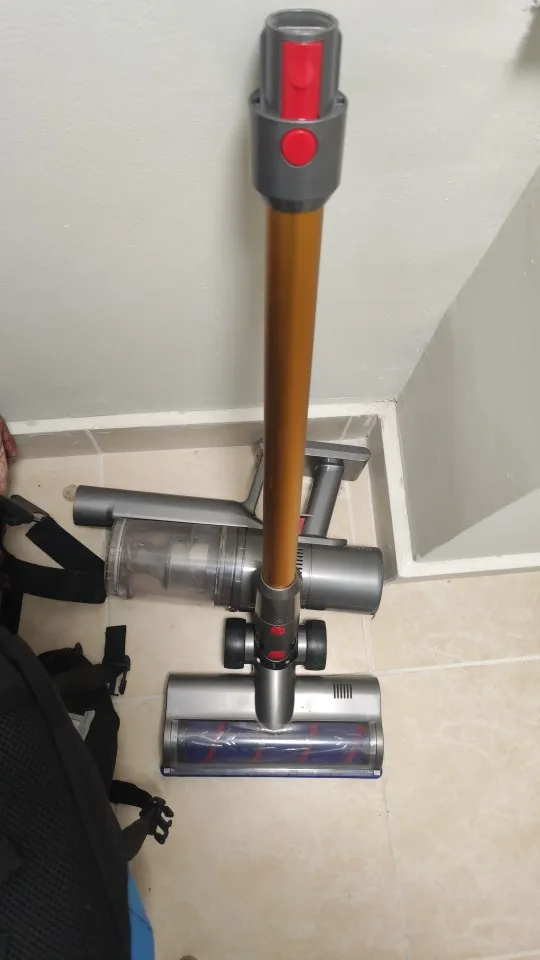 Detalle del frasco de la Aspiradora de Mano ABIR VC205