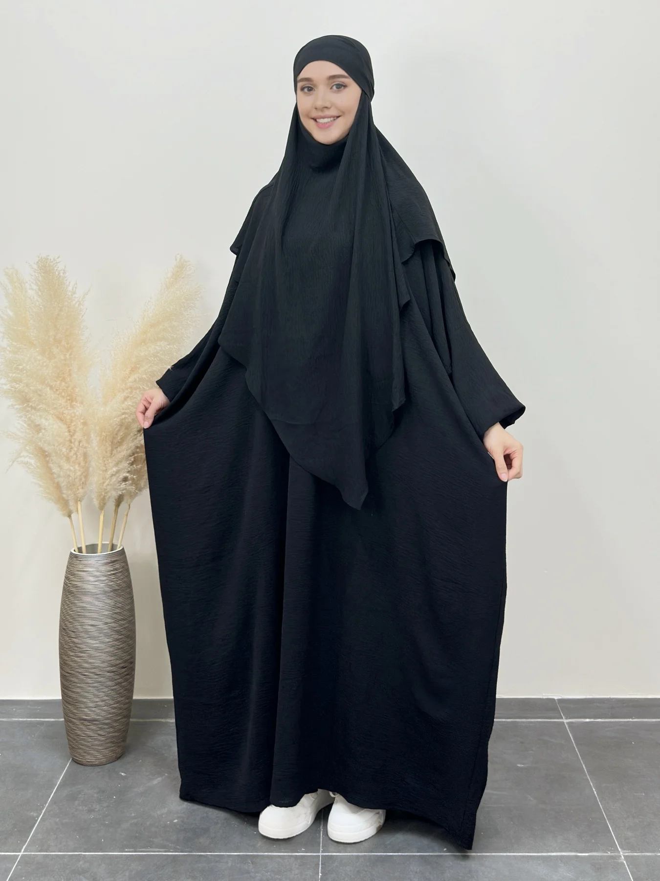 Set da donna musulmana in due pezzi - Khimar e Abaya