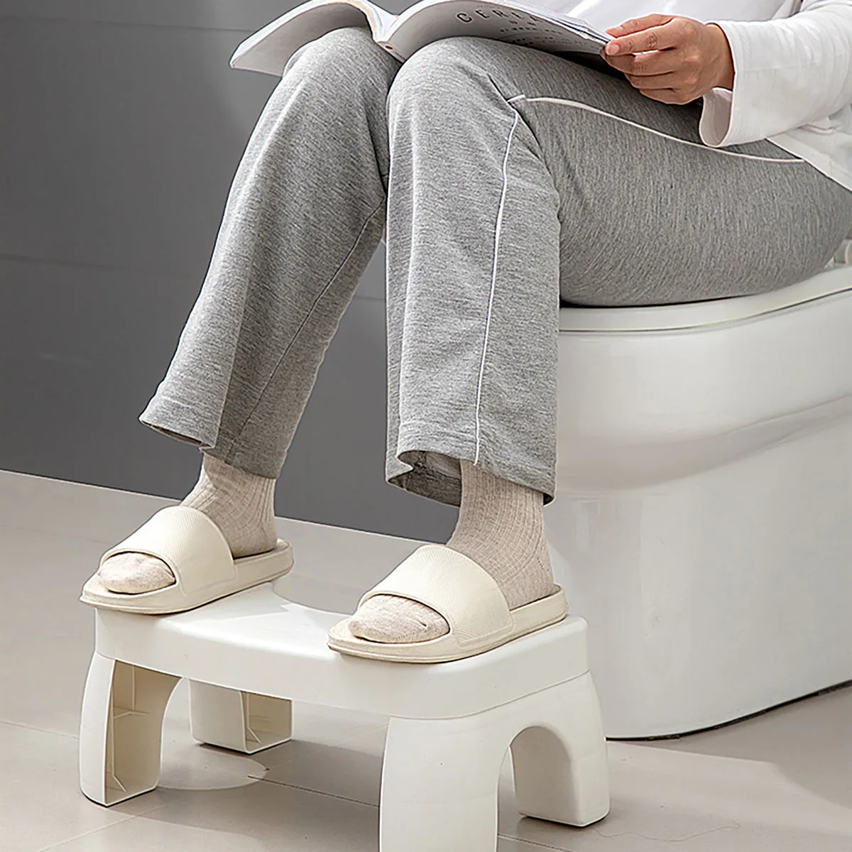 1pc Elderly chair step toilet foot walk wc stool Bathroom Toilet Wheel stool for toilets squat stool foldable chair，non-slip