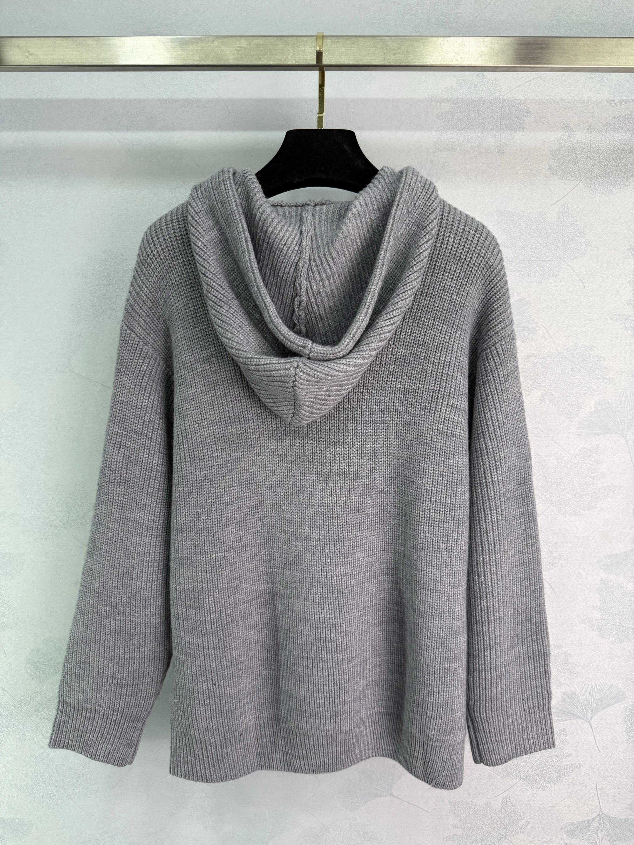 

2025 Winter New Hooded Embroidered Loose and Slimming Sweater 15