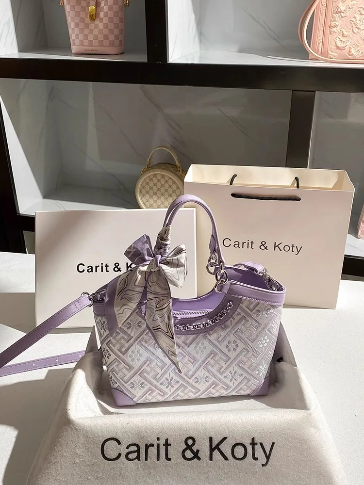 

Роскошные дизайнерские сумки с нежным буквенным и цветочным принтом. Женская новая мода и популярная ручная сумка-тоут большой вместимости.