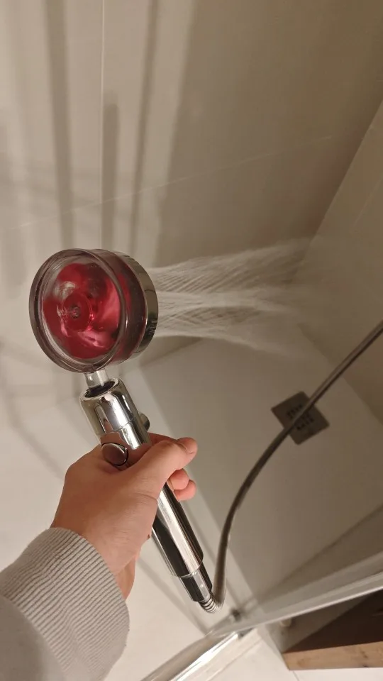 Cabezal ducha rotativa ahorro para reducir el consumo de agua